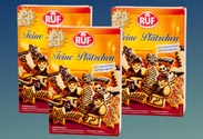 Feine Plätzchen m. Ausstecher u. Kakaoglasur